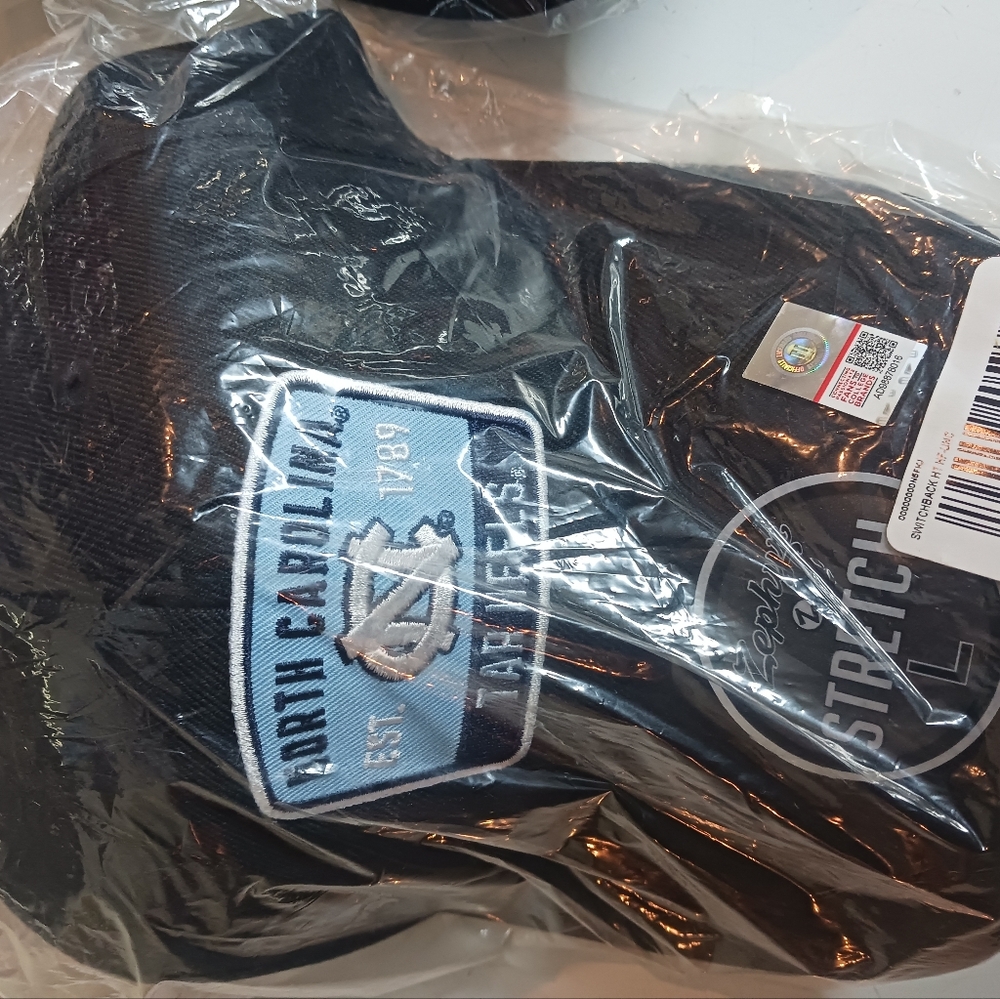 North Carolina Tar Heels Patch Beanie - Black & Light Blue